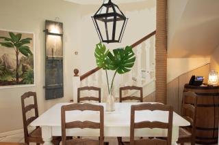 Fouilly Cottage Tasteful Beach Home - 1
