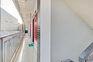 OYO Life 90570 Heboh Guest House Syariah - 8
