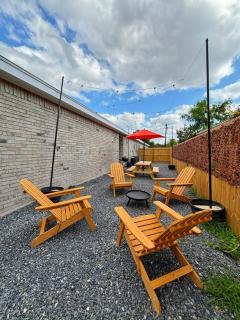 Pierce Haven, Modern Retreat with Private Patio - 2
