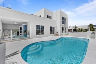 WhitsunStays - The Cyclades - 9