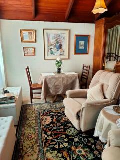 Macedon Ranges Glamping with kangaroos - Studio - 7