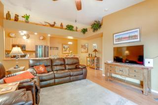 Resort-Style Pools & Hot Tubs! Mtn-View Mesa Condo - 4