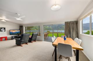 Sounds Serenity - Marlborough Sounds Holiday Home - 4