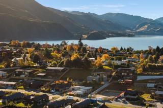 Skyline House | Designer Living | Lake Hawea - 2