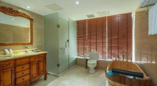 Fuzhou Chuanjie Hotspring and Golf Club Hotel - 4