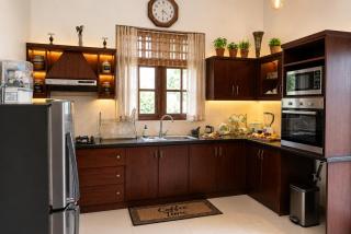 Seahorse Villas - 1