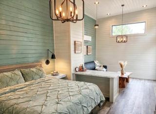 Turquoise Triangle Tiny Home # 28 - 9