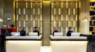 Echarm Hotel Yingshang High-speed Railway Station Wuzhou Wanhui Plaza - 2
