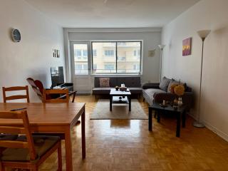 Bright 1BR Condo Near Concordia & Downtown - 0