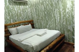 Townhouse 900 Inn - 8