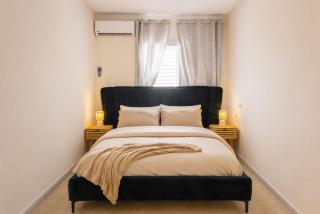 Large seaside apartments in Kiryat Yam - 2