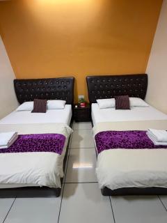Townhouse Sentosa Elenita Private Resort - 5