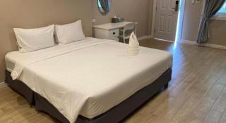 Thong Prachok Hotel - 3