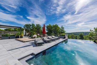 Prestigious Villa With Spa Just Steps From The Mediterranean - 8