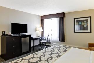 Radisson Hotel & Conference Centre Edmonton - 8