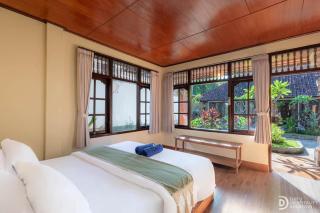 Paradise Palm Beach Bungalows and Dive Center - 5