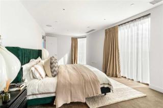 Stylish 2-Bedroom Flat in the Heart of Cambridge - 3