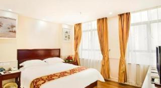 GreenTree Inn Jieyang North Linjiang Road Express Hotel - 1