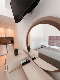 Lena Apartments 4 - 6