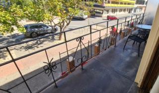 Retro Apt meters from Bathers Beach - Hosted by CanStay - 3