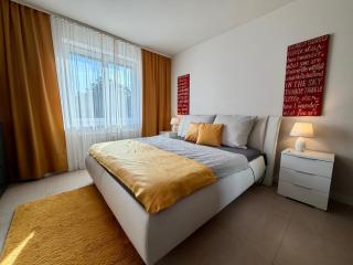 Luxury Apartment with Terrace - 1