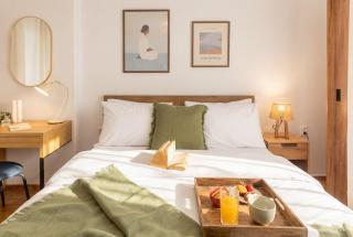 Central Harmony Elegant Urban Living - 1