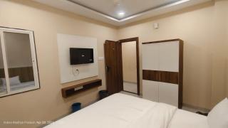 Hotel O Aura Mall Bhopal - 2