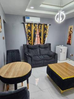 Oyejoke Guest house - 6