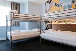 Rotterdam Teleport Hostel - 5