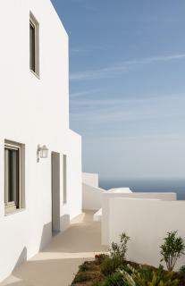 Blu Dot Tinos - 6