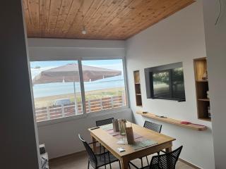 Mulberry by the sea house- Katakolo - 2
