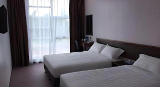 ID Hotel Yayasan - 9