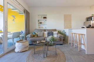 Cubo's La Carolina Park Marbella Apartment - 3