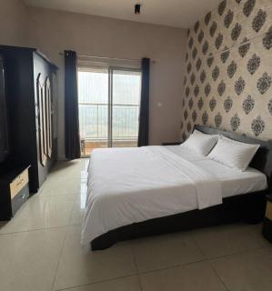 Aura Sky Suite - 1
