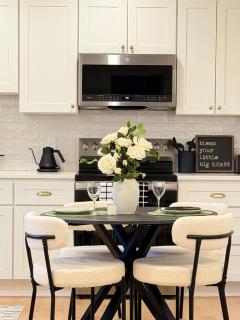 Fox Point Landing Residences - 6