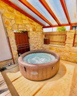 Pod Buchlovem - wellness & sport - 1