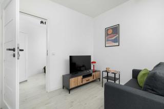 Cosy Apartment with a Charming Interior, Pet Friendly by Noclegi Renters - 5