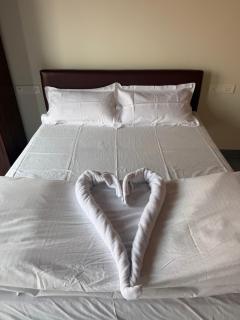 White Pearl Jigani - 0