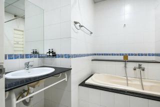 Nguyễn Gia Apartment - 4