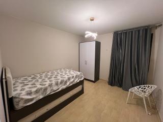 Cozy Lagoon-Side Chalet in Azha - 4