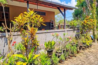 Hotel O Sekar Jagat Near Pantai Baluk Rening - Negara - 4