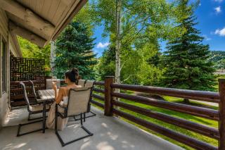 402 Timber Escape at Chapparal! Relaxing Deer Valley Condo with Hot Tub! Close to Skiing & Hiking! condo - 8