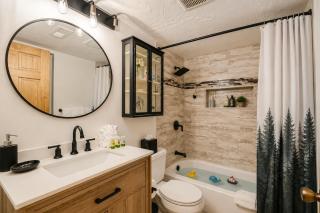 Rocky Mountain Escape at New Claim! condo - 8