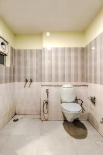 HOTEL DWARKADHEESH - 6