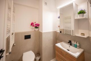 Marina Blue Apartment in Odyssey pools spa and parking - 7