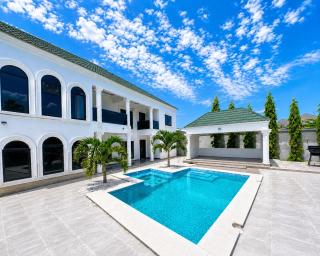 Luxury Modern 5 Bed Rooms Villa in Jabang with private Pool - 7