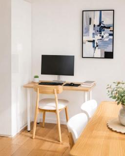 Skyline & Ocean View 2BR High Floor Residence, Near Marvel Stadium, Pool and Gym - 1
