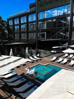 M1 Club Hotel - 2