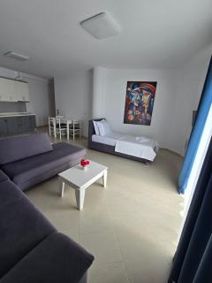 EERA Blue Horizon Apartments 3 - 2