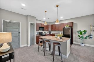 Wooded Views | King Bed | No Stairs - 6